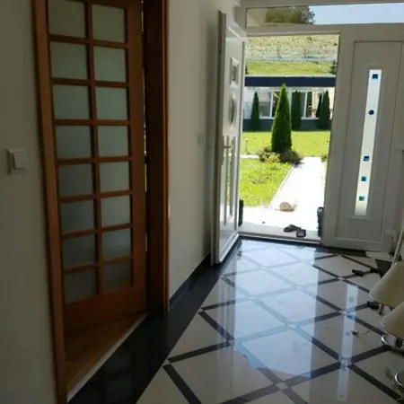 Luxury Estate Villa *